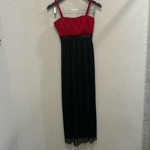Red dress size M NWT
